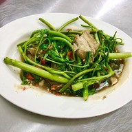 ร้านข้าวต้มแห้ง ตี๋น้อย