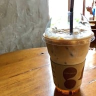 เมนูของร้าน Coffee Der La ร้านกาแฟคอฟฟี่เด้อหล่า โอโซนวิลเลจ