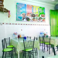 บรรยากาศ ครูอุ๊ อาหารตามสั่ง