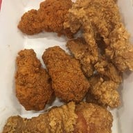 เมนูของร้าน KFC โลตัสแม่ขรี