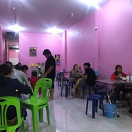 บรรยากาศ ป้าทิพย์ขนมหวาน