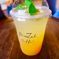 เมนูของร้าน Pixzel Caffe'