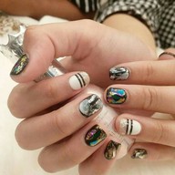 Naillo ร้านทำเล็บ สวนเพลินมาร์เก็ต