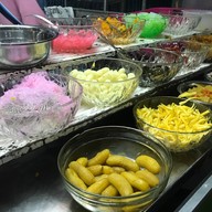 หน้าร้าน ป้าทิพย์ขนมหวาน