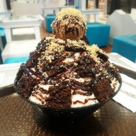 เมนูของร้าน First Snow Century Plaza อ่อนนุช