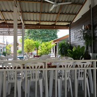 บรรยากาศ ครัวมาดาม@laemnok