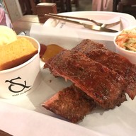 เมนูของร้าน Meat & Bones The Commons