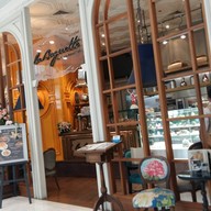 La Baguette EmQuartier