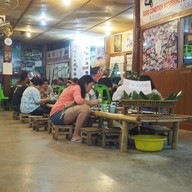 บรรยากาศ ขนมจีนนั่งยอง