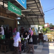 หน้าร้าน ก๋วยเตี๋ยวอยุธยา บายพาสนราธิวาส