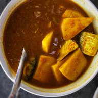 ฟองคลื่นรีสอร์ท