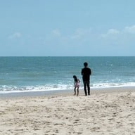 ฟองคลื่นรีสอร์ท