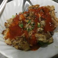 เมนูของร้าน ก๋วยเตี๋ยวคั่วเป็ดอร่อยริมทาง คลองถม