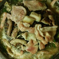 หมูกระทะกองบิน