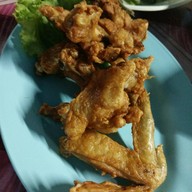 ส้มตำใต้ทางด่วน ราชวิถี 6