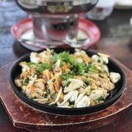 เมนูของร้าน ครัวป้าเฉลียว ชะอำ