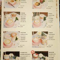 Lovin’ Her Flower Cafe&Bar ฮงแด