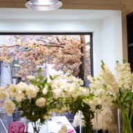 Lovin’ Her Flower Cafe&Bar ฮงแด
