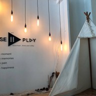 บรรยากาศ Pause And Play. Good Food, Drink and Coffee.