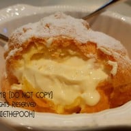 ไส้จัดเต็มมาก ไส้อร่อยด้วยอะ หวานไม่มาก 