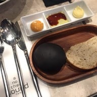 เมนูของร้าน Another Hound Café Central Embassy