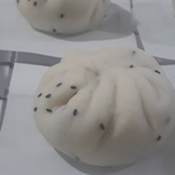 โกหน่อยซาลาเปาทับหลี & ติ่มซำ ทาวน์อินทาวน์ (ซอย8)