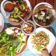 เมนูของร้าน เรือนไม้