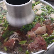 เมนูของร้าน เอี่ยวเฮง ซุปเปอร์หมูตุ๋นหม้อไฟ