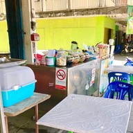 หน้าร้าน น้ำแข็งใส 15 บาท