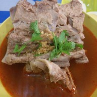 ซุปดูก & มันไก่ กาดมาลิน