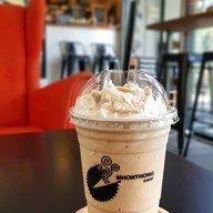 หมอนทองคาเฟ่