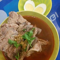 ซุปดูก & มันไก่ กาดมาลิน