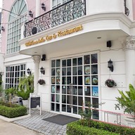 หน้าร้าน Waterside โรงแรมเวสต์เกต เรสซิเดนซ์