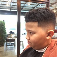 Voltaire Barber
