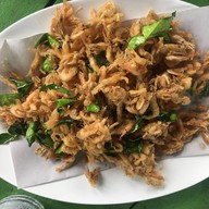 เมนูของร้าน สวนอาหารเขื่อนแม่สรวย