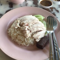 เมนูของร้าน หลักเมือง ข้าวมันไก่ ปราจีน