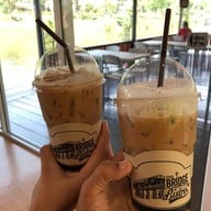 BRIDGE Bistro Coffee  ถ้ำกระแซ