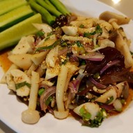 เมนูของร้าน Namkhem Marina Pier&Restaurant