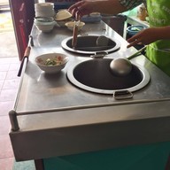 บรรยากาศ ก๋วยเตี๋ยวปลาสูงเนิน