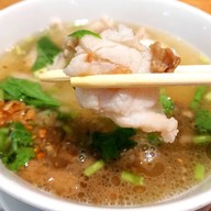 เมนูของร้าน ข้าวต้มปลานำชัยบางรัก Eathai