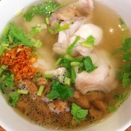 เมนูของร้าน ข้าวต้มปลานำชัยบางรัก Eathai