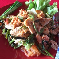 เหลาริมทาง ข้าวผัดปู