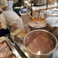 บรรยากาศ ข้าวต้มปลานำชัยบางรัก Eathai