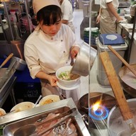 บรรยากาศ ข้าวต้มปลานำชัยบางรัก Eathai