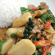 ปิ่นโตทอง มทส.ประตู 1