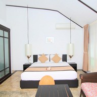 โรงแรมเดอะเฮิบส์หัวหินทาวน์