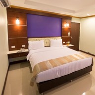 โรงแรมทุ่งตะวันการ์เด้นแอนด์รีสอร์ท