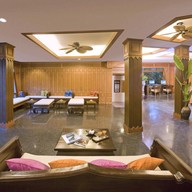 Thai House Beach Resort