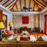 บ้านสุรินทร์สวรรค์วิลลา