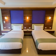 โรงแรมทุ่งตะวันการ์เด้นแอนด์รีสอร์ท